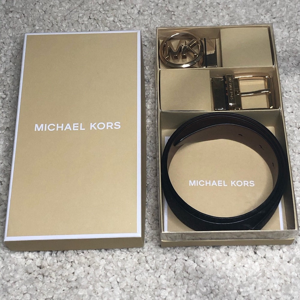 Michael Kors Belt Gift Set